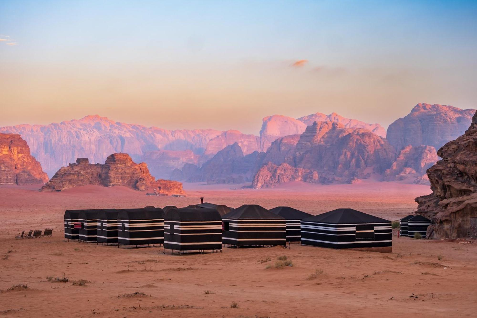 Wadi Rum Fire Camp Bagian luar foto